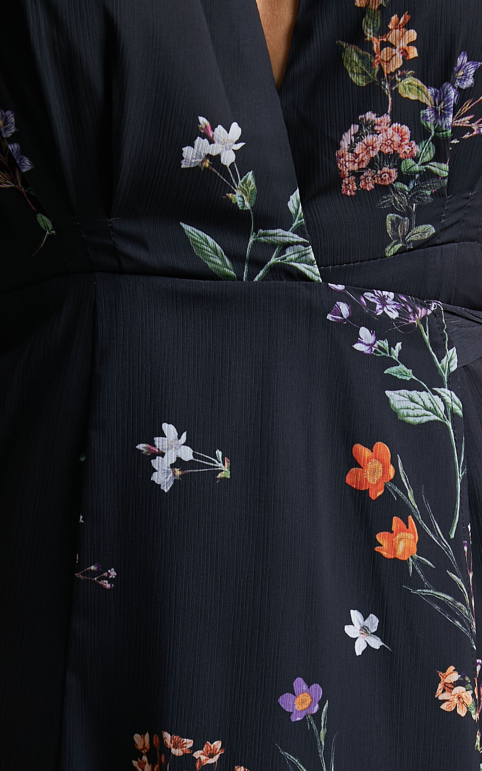 Erenza Maxi Dress Extended Sleeve Wrap Dress in Black Flower