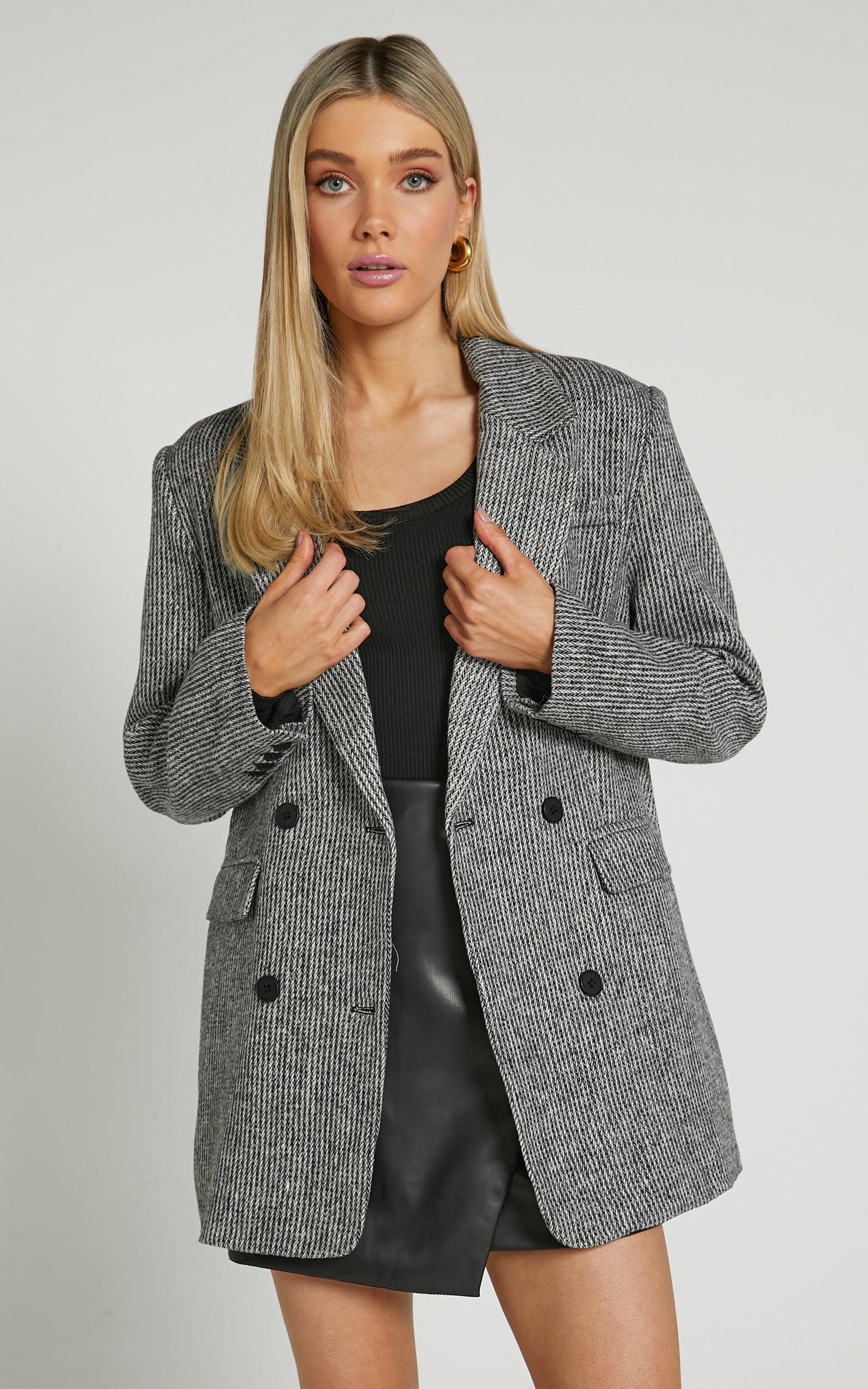 Roy Blazer Oversized Textured Blazer in Black White
