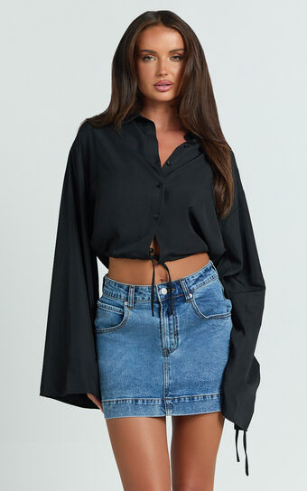 Wanda Shirt - Button Up Shirt in Black