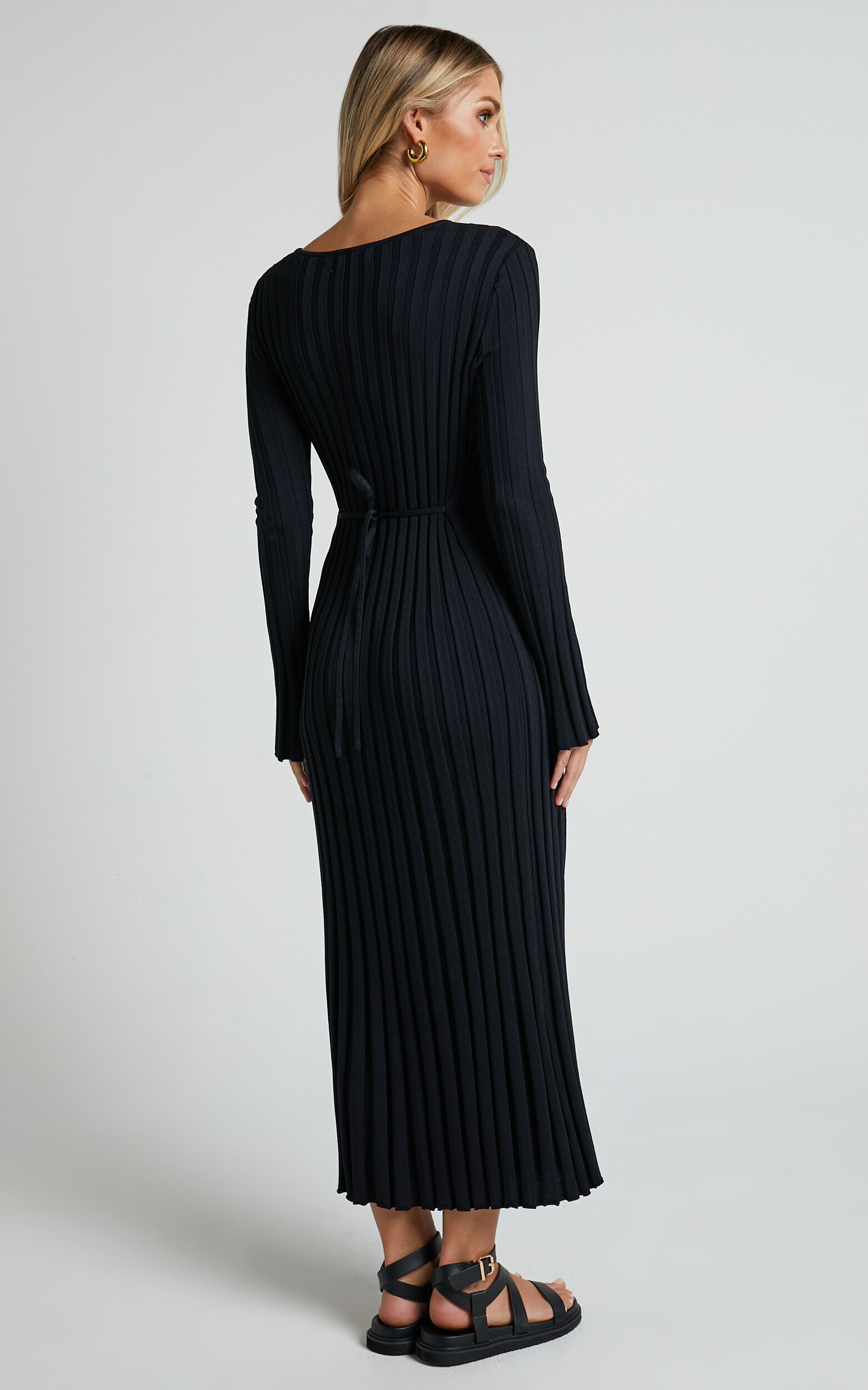 Black long sleeve top flare dress