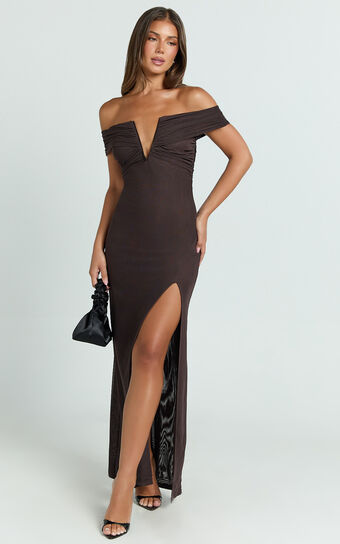 Alessia Maxi Dress - Off Shoulder Ruched Bodycon Dress in Chocolate