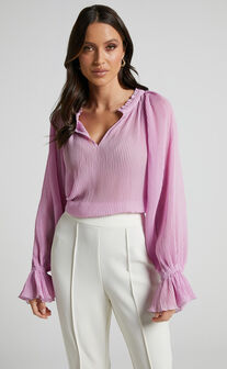 Kerray Top - V Neck Long Sleeve Pleated Top in Lilac