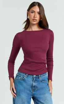 Alyse Top - Ribbed Long Sleeve Ruched Top in Wine