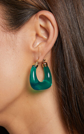Brannagh Small Resin Hoop Earrings in Green