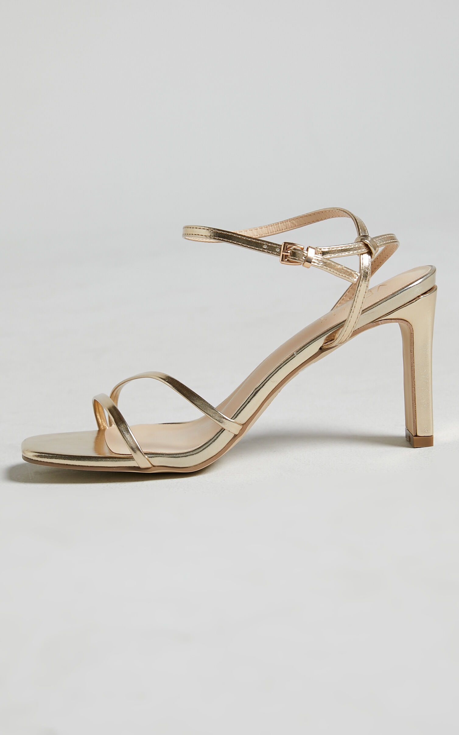 Verali cortina heel tan smooth deals