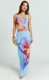 Lilly Top - Scoop Neck Cami Top in Electric Orchid
