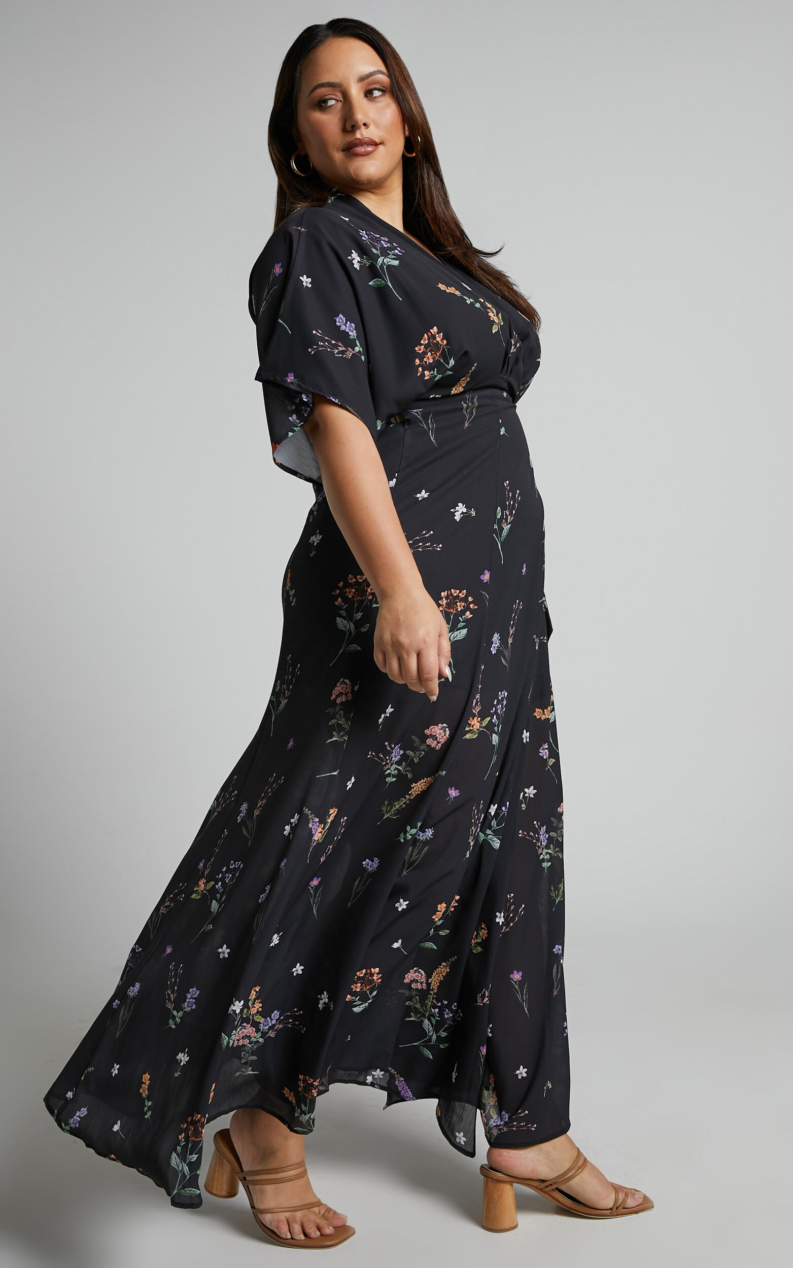 Erenza Maxi Dress Extended Sleeve Wrap Dress in Black Flower Field Showpo EU