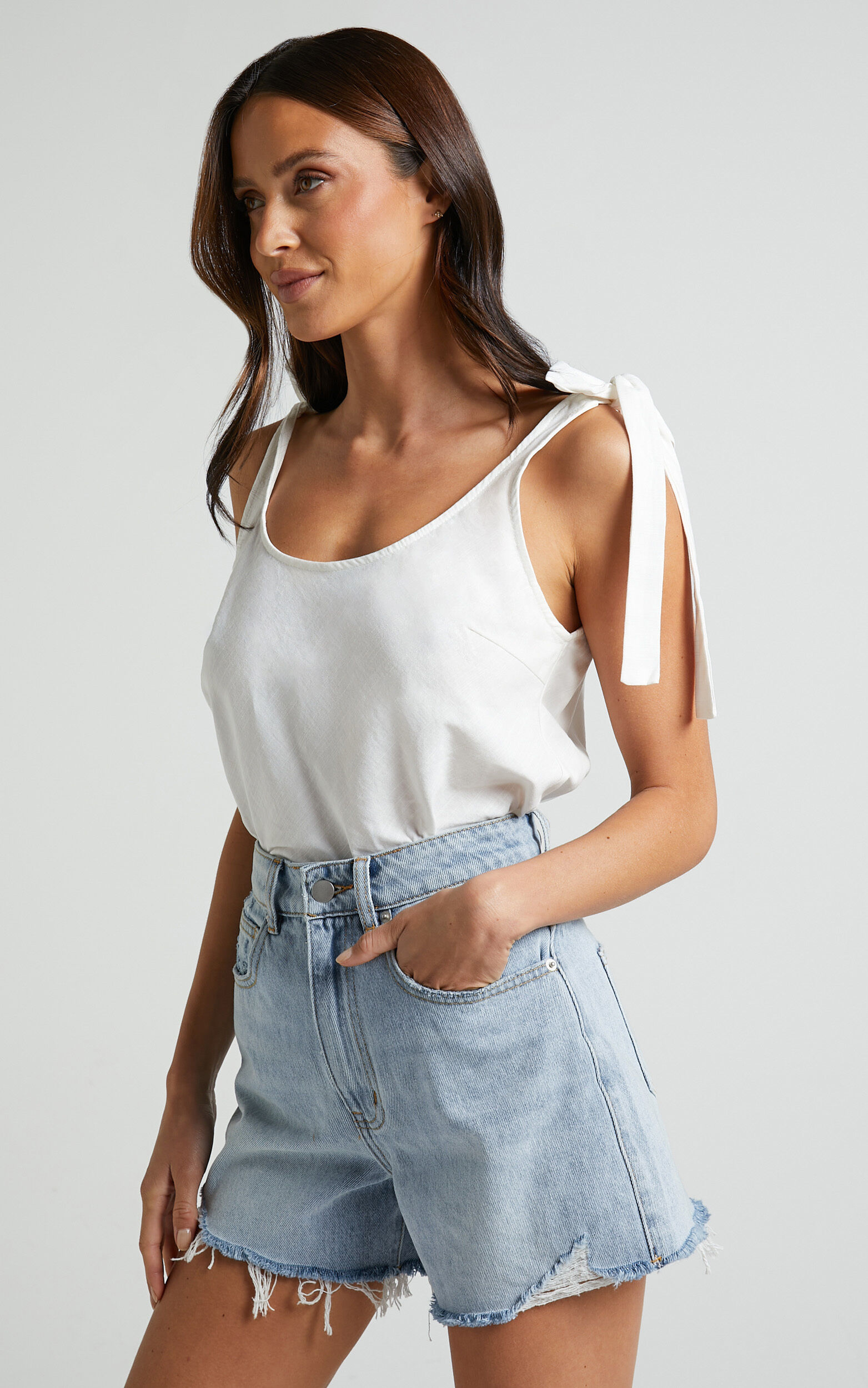 Bonnie spaghetti outlet crop top