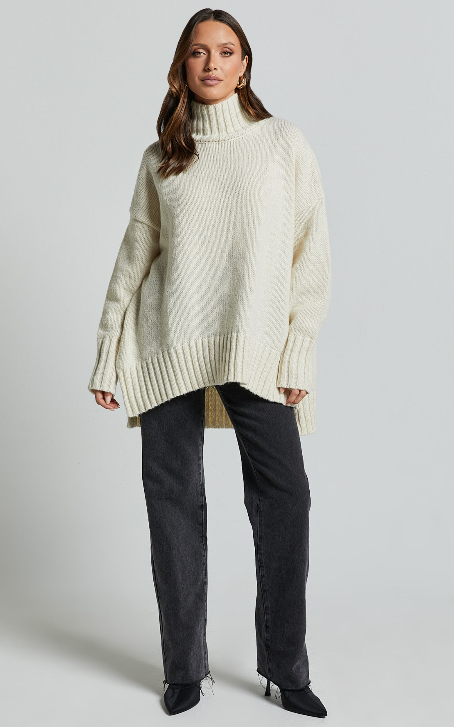 Cream oversized turtleneck sweater outlet