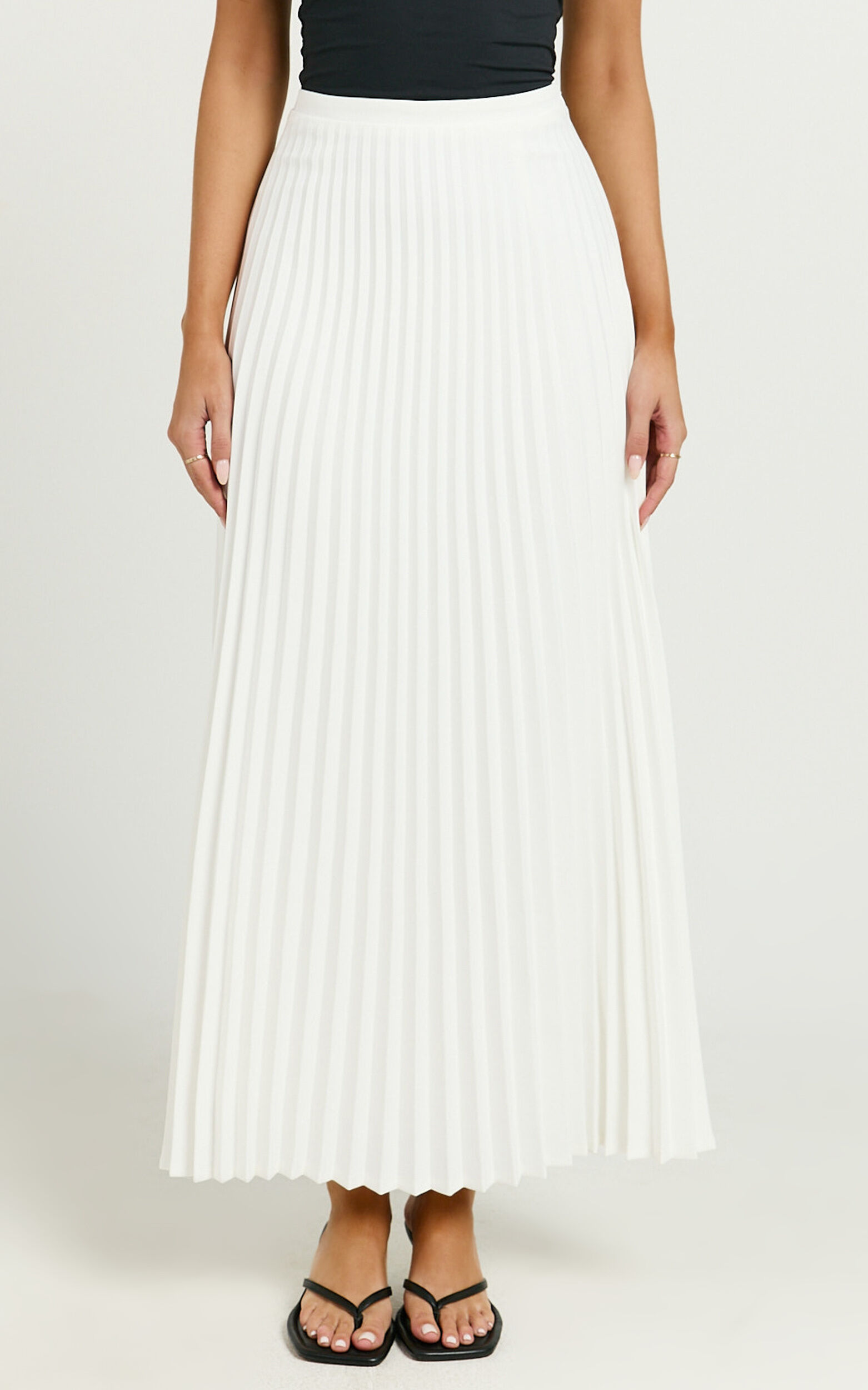 A line midi skirt pleated hot sale