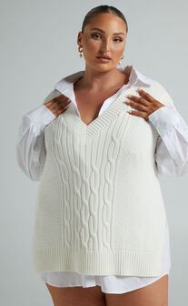Cadha Vest - Knit Sweater Vest in Cream