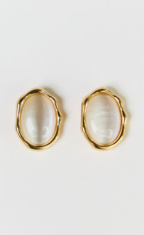Eleanor Earrings - Pearl Stud Earrings in Gold