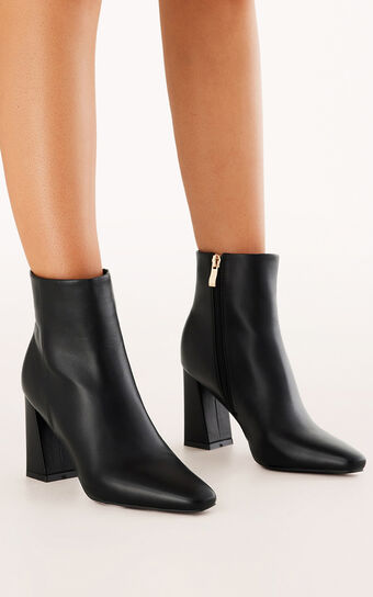 Billini - Indeera Boots in Black