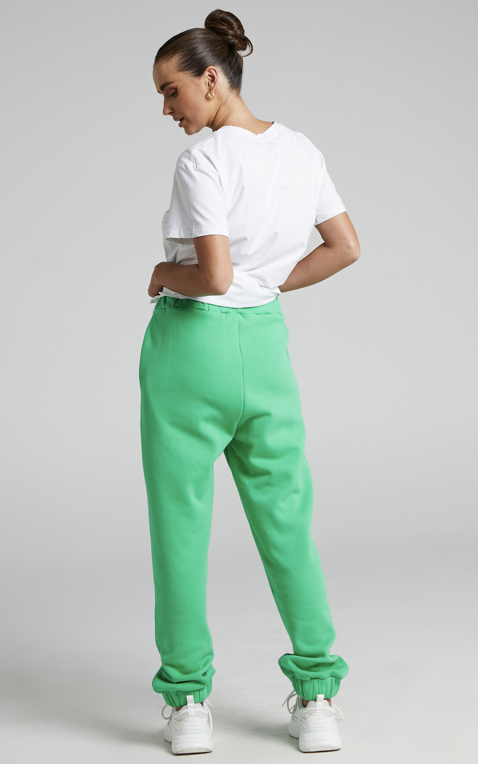 Sunday Society Club Mid Waisted Maddie Sweatpants in Apple Green