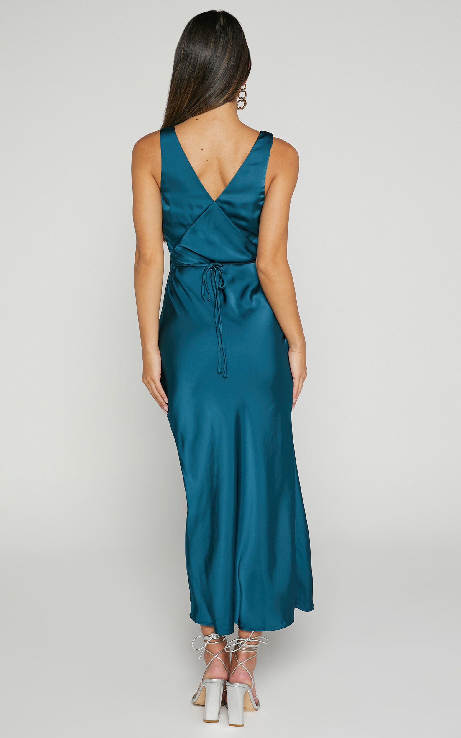 Deep v neck midi dress clearance