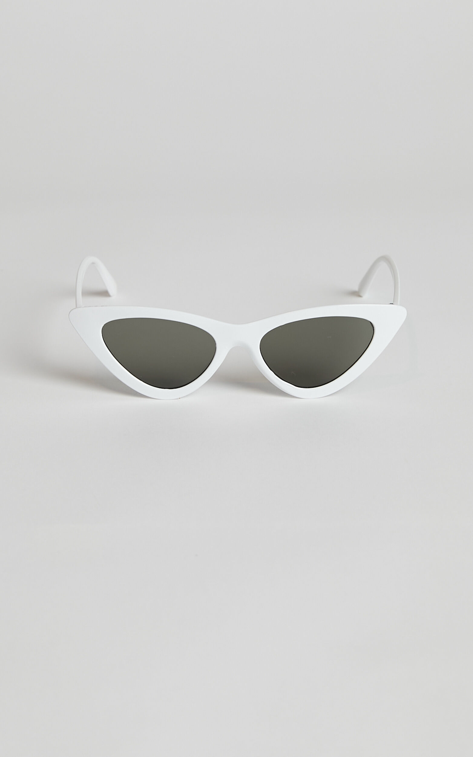 White cat eye glasses hot sale