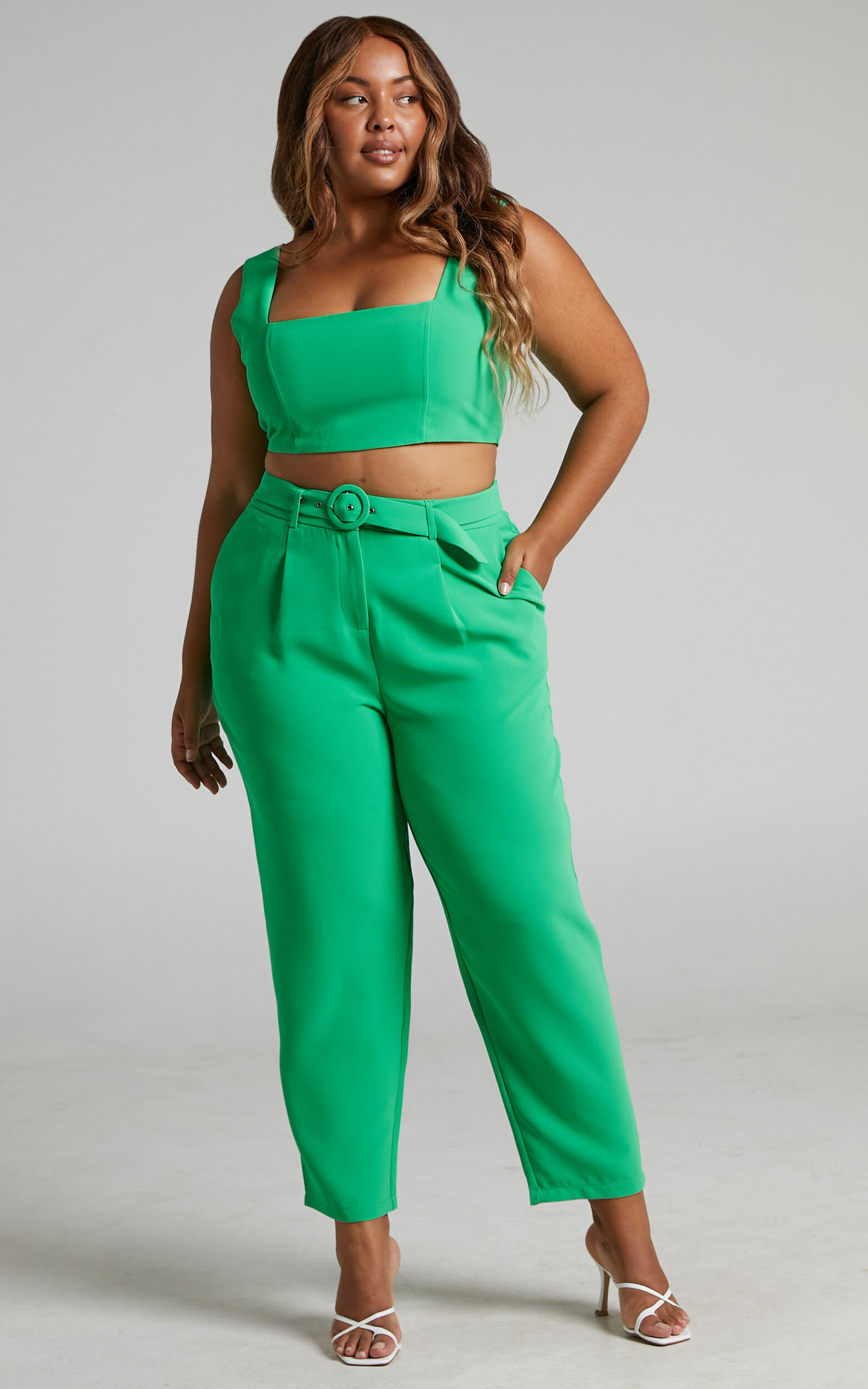 Reyna Two Piece Set - Crop Top and Tailored Pants Set in Green